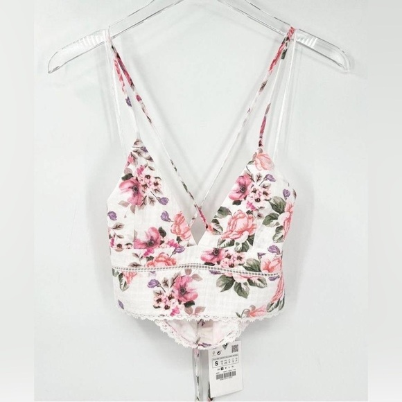 NWT - Zara Floral V Neck Cross Strap Crop Top - Various Sizes - Picture 3 of 8